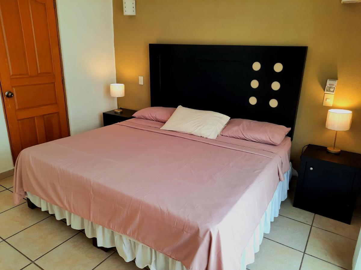 Hacienda Real Suits Ixtapa Ixtapa  Luaran gambar