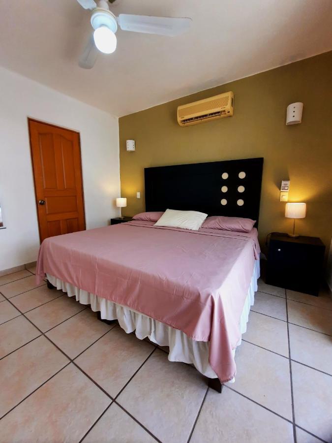 Hacienda Real Suits Ixtapa Ixtapa  Luaran gambar